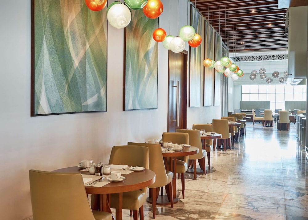 מזון ומשקאות