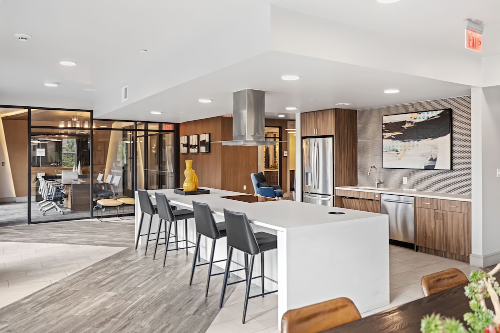 Placemakr Downtown Austin - photo 229