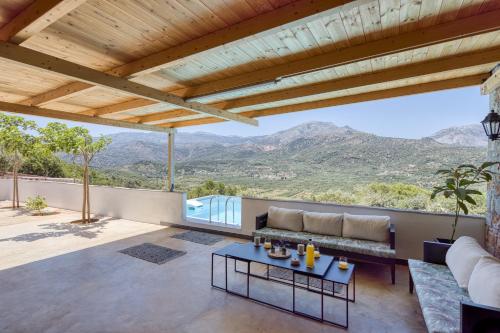 Villa Vorno — 4-Star Luxury Hotel in Agios Nikolaos, Greece