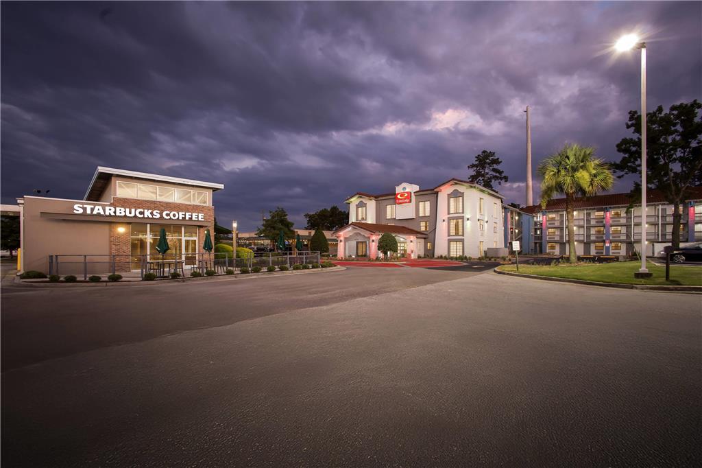 Econo Lodge Augusta North Washington Road - photo 17
