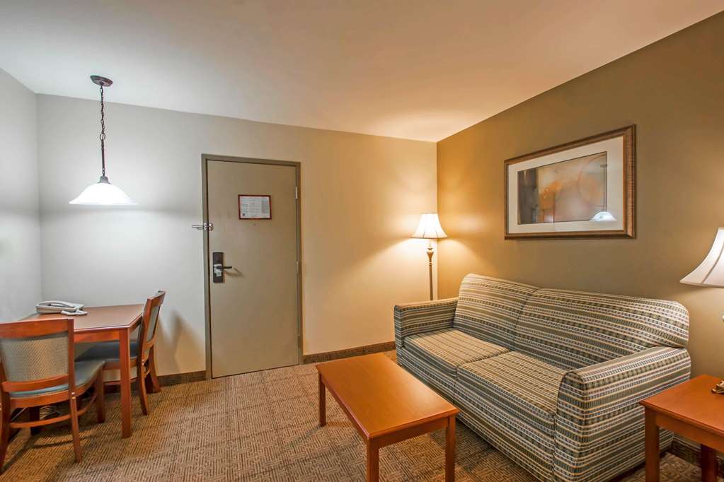 Quality Inn & Suites Germantown North - photo 17