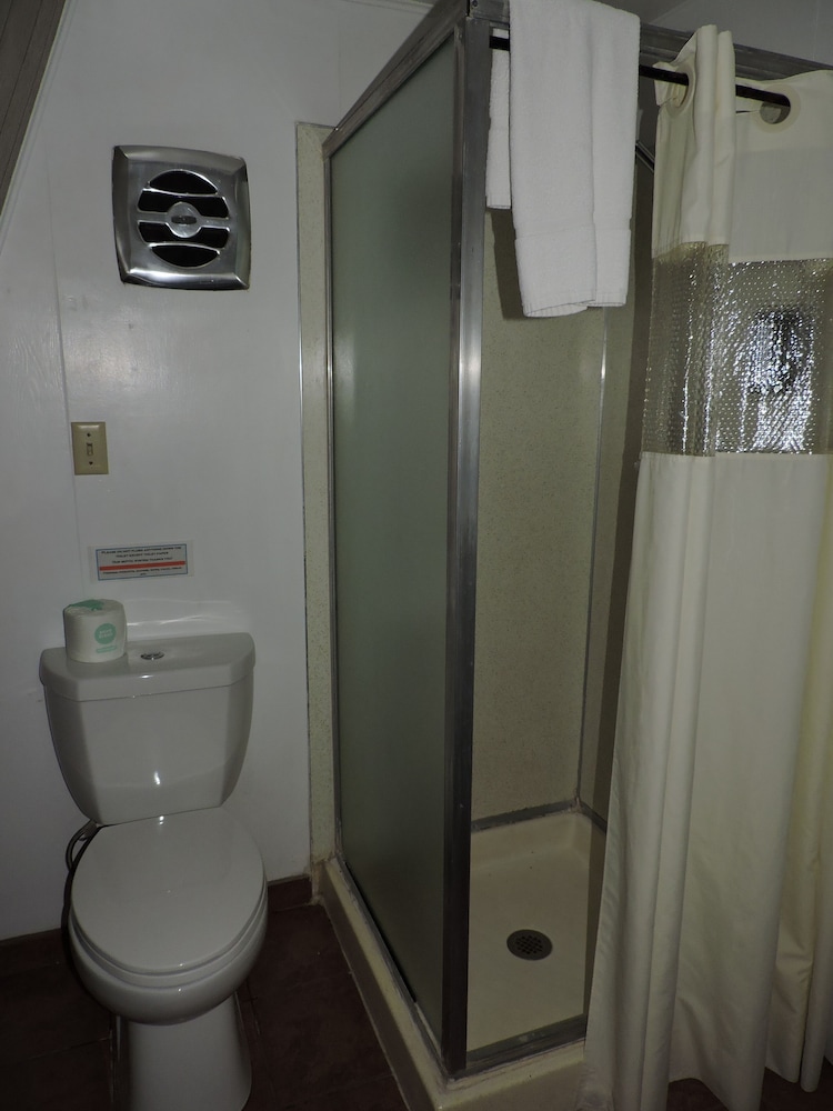 The Ranch Motel - photo 31