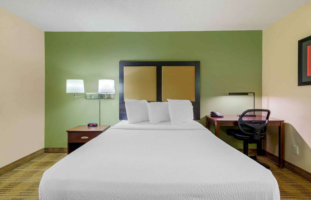 Extended Stay America Select Suites Atlanta Alpharetta Rock Mill Rd. - photo 5