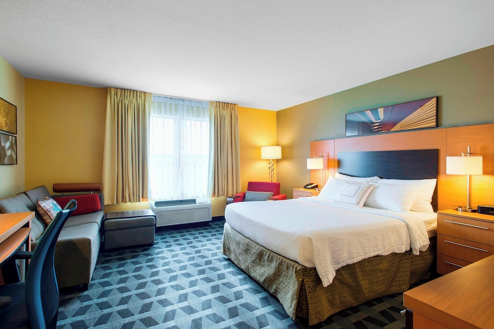 TownePlace Suites Kansas City Overland Park - photo 16