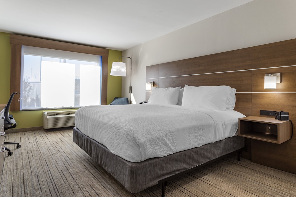 Holiday Inn Express Hotel & Suites Natchitoches by IHG - photo 16