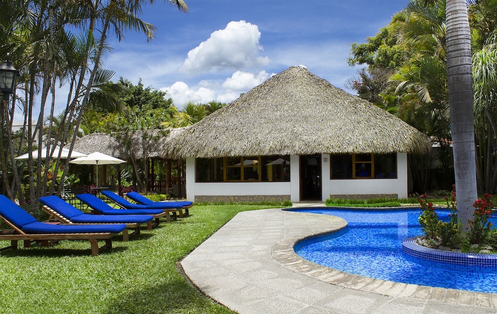 Hotel Dos Mundos — hotel in Panajachel