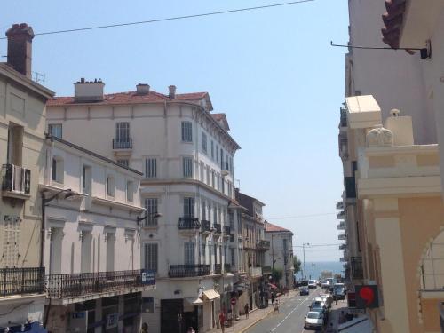 Sun Hotel - last minute hotel in Saint-Raphael