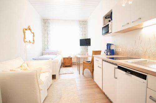 Villa Wilhelma Strandallee 146 Villa Wilhelma Studio 7 — 4-Star Luxury Hotel in Timmendorfer Strand, Germany