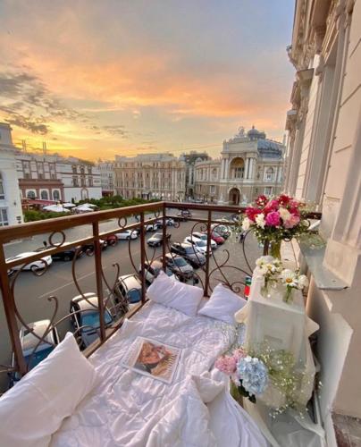 Ekaterina Apartments Odessa — 4-Star Luxury Hotel in Odessa, Ukraine