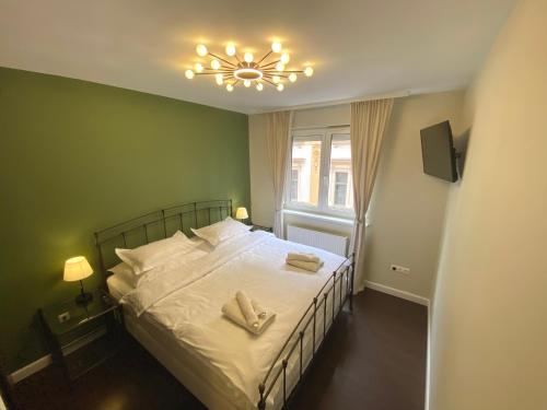 Berzenczey apartment — 4-Star Luxury Hotel in Budapest, Hungary