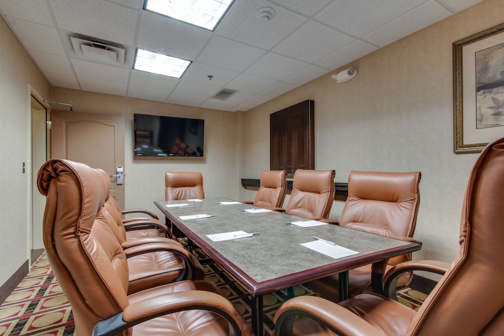 Hampton Inn & Suites Las Cruces I 25 - photo 29