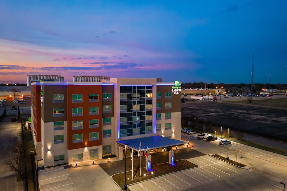 Holiday Inn Express & Suites Houston Memorial City Centre by IHG - photo 44