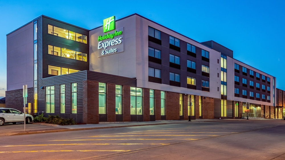 Holiday Inn Express and Suites Platteville by IHG - featured photo