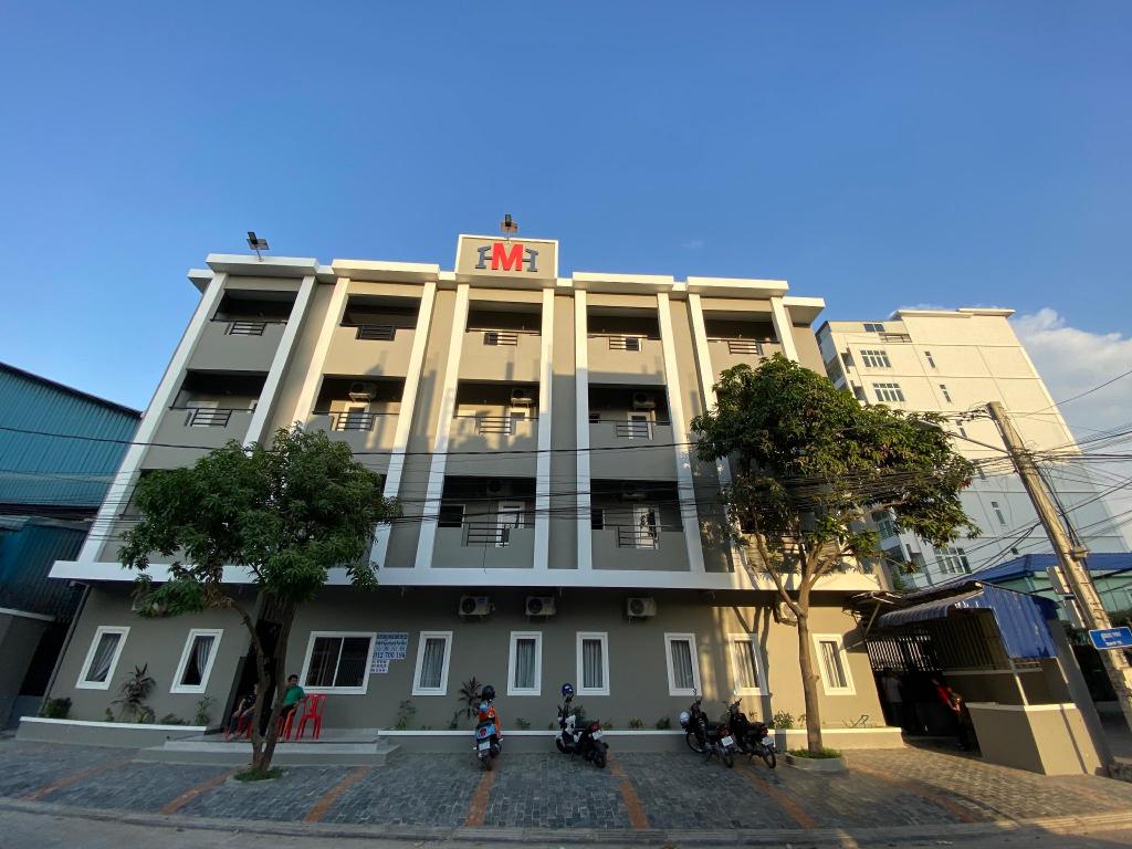 HMH Apartment 89 — 4-Star Luxury Hotel in Phnom Penh, Cambodia