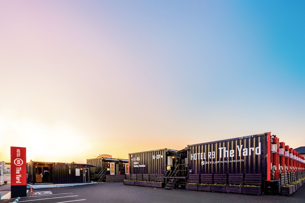 Hotel R9 The Yard Ota - carbon neutral hotel in Ota