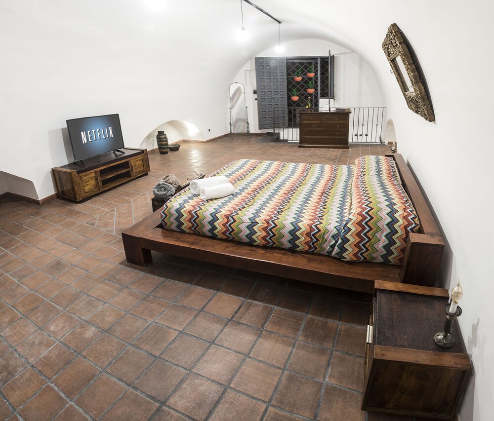 The Rock — 4-Star Luxury Hotel in Naples, Italy