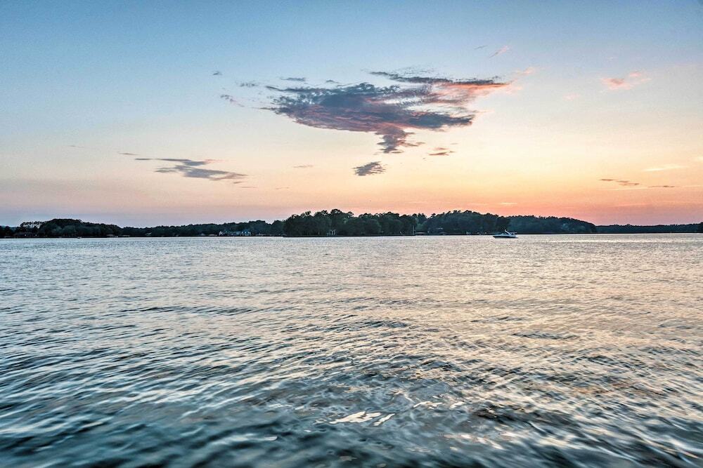 Sunset view Resort Condo on Lake Hamilton - photo 10