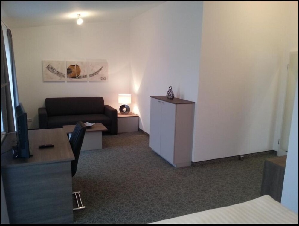 Hotel Alt Riemsloh — Melle — photo 4