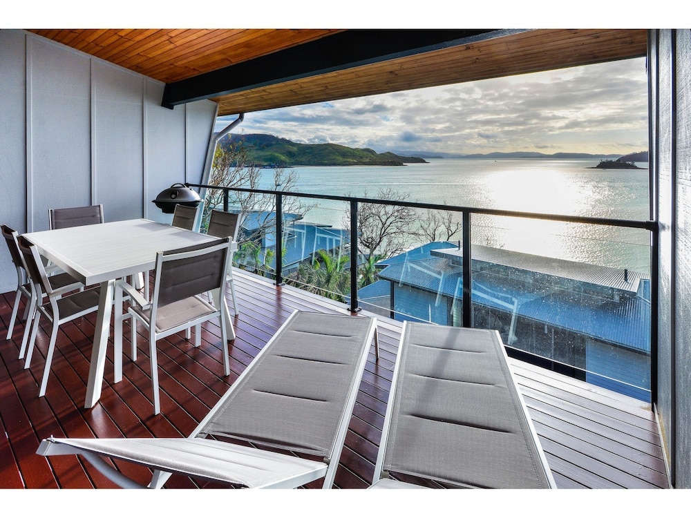 Shorelines 2 — hotel in Hamilton Island