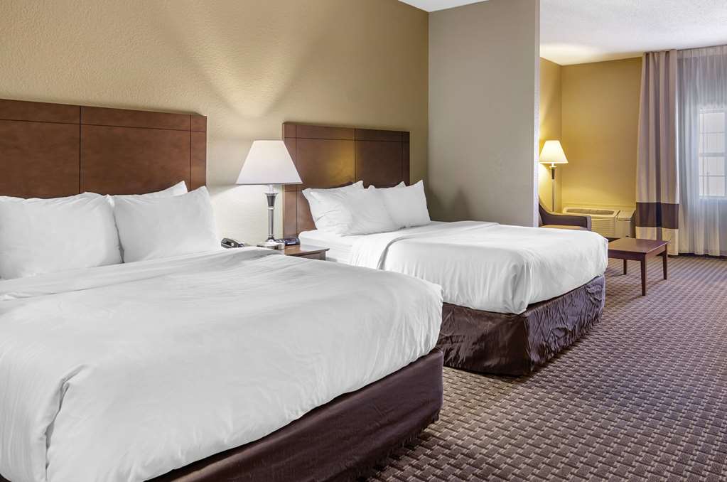 Comfort Inn & Suites Raphine Lexington near I 81 and I 64 - photo 23