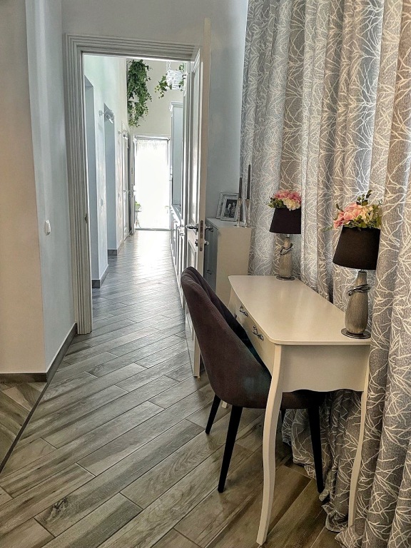Anna Stevar brand apartment