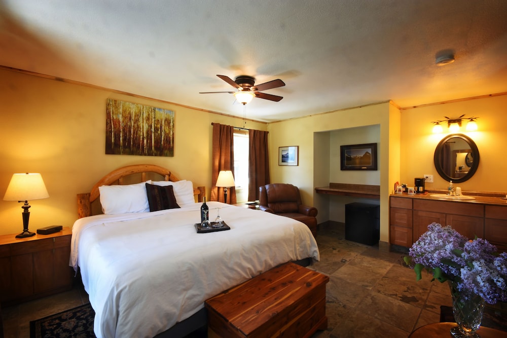 Bad Rock Bed and Breakfast Inn - photo 5
