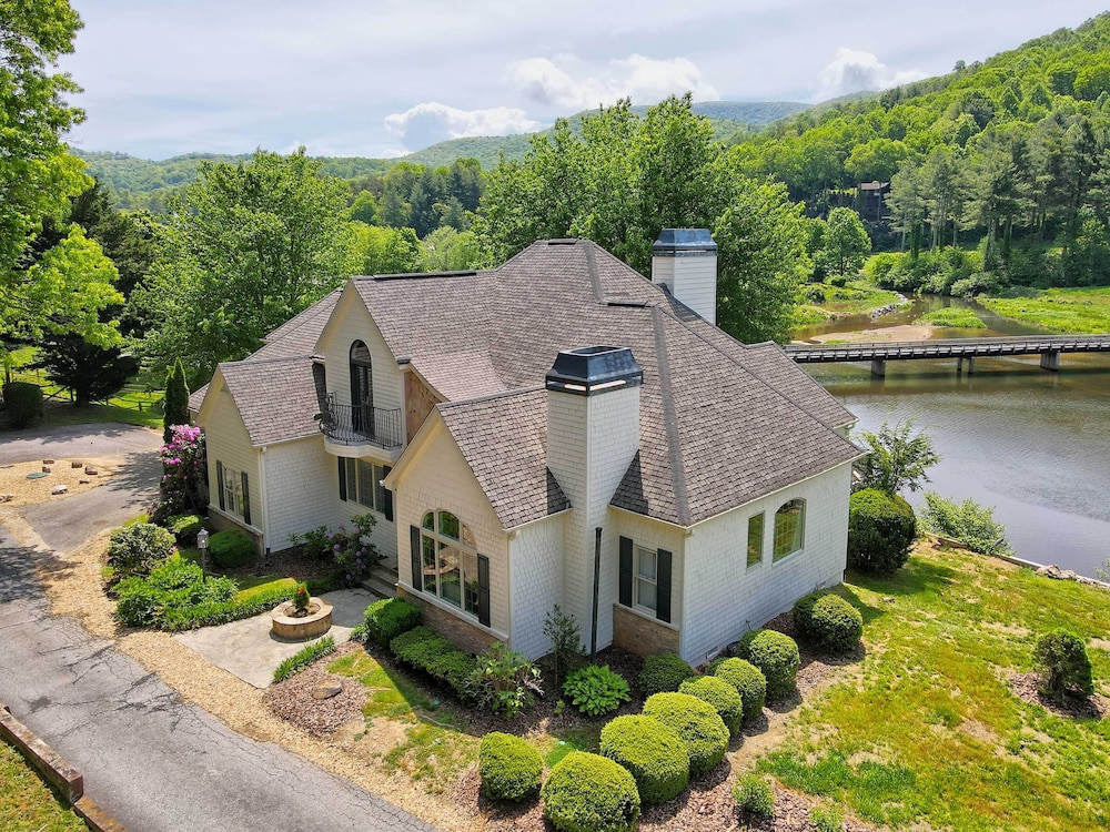 Chic Sky Valley Resort Home on Golf Course - photo 29