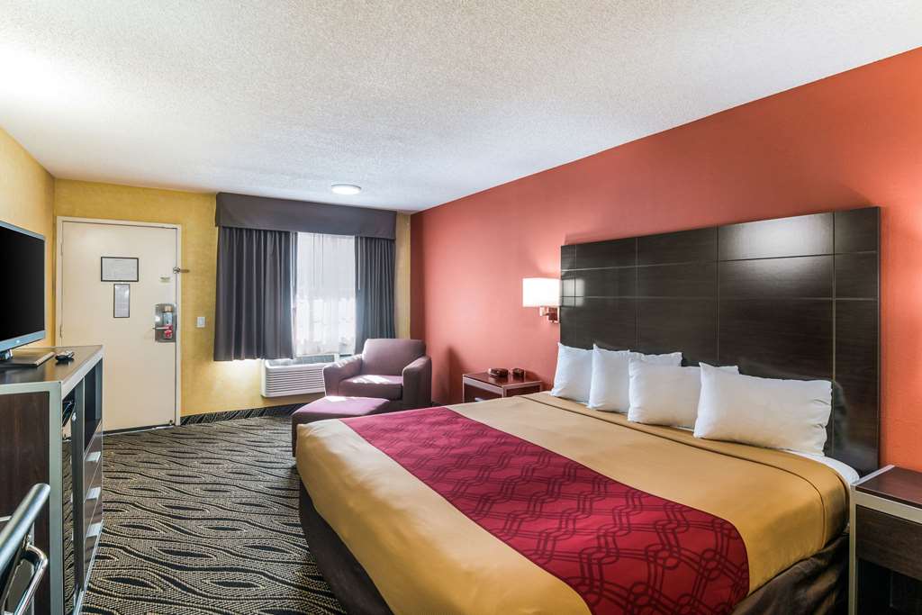 Econo Lodge Hesperia Victorville I 15 - photo 8