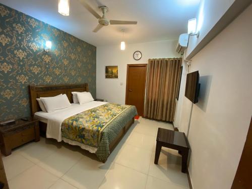 3 Bed Javed Apartment — 4-Star Luxury Hotel in Karachi, Pakistan