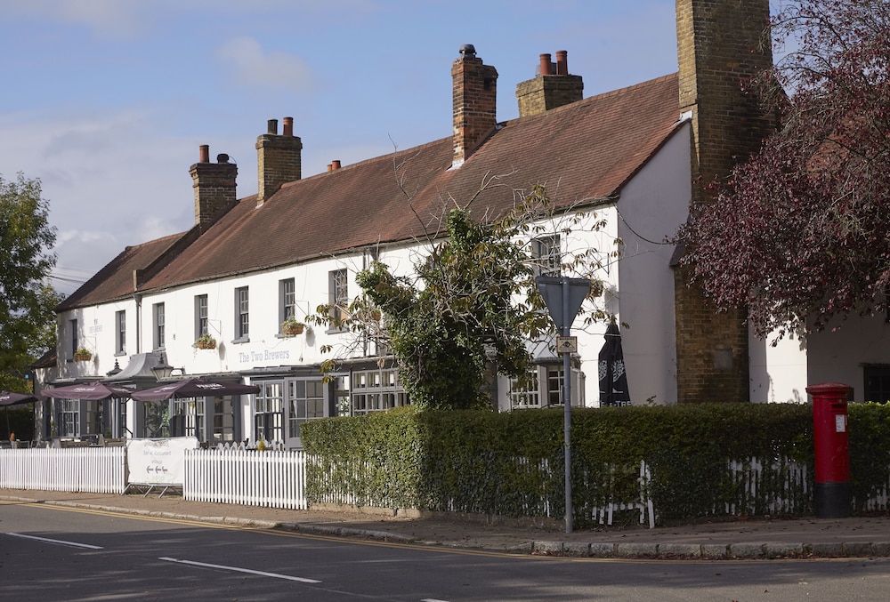 Two Brewers by Chef & Brewer Collection — hotel in Kings Langley