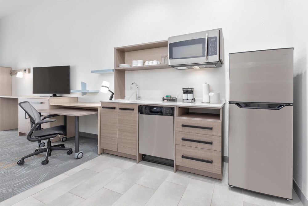 Home2 Suites by Hilton Paris - photo 15