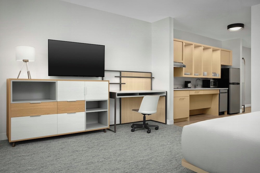 TownePlace Suites by Marriott Jacksonville Mayport - photo 30