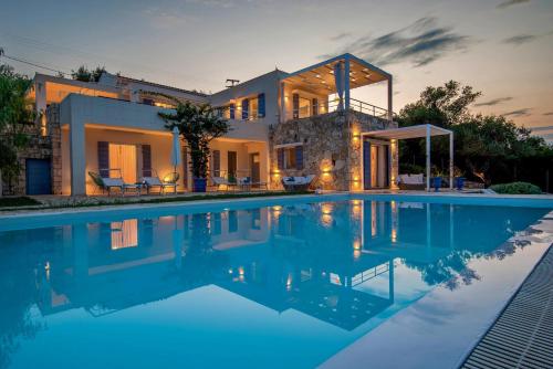 Villa Stella — 4-Star Luxury Hotel in None, Greece