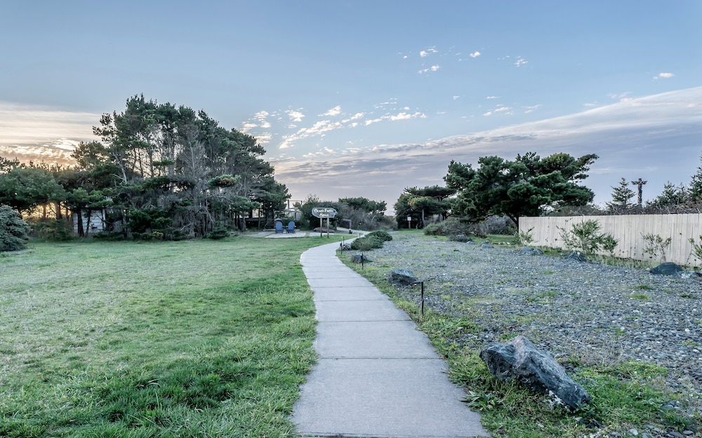 Gold Beach Inn - photo 26