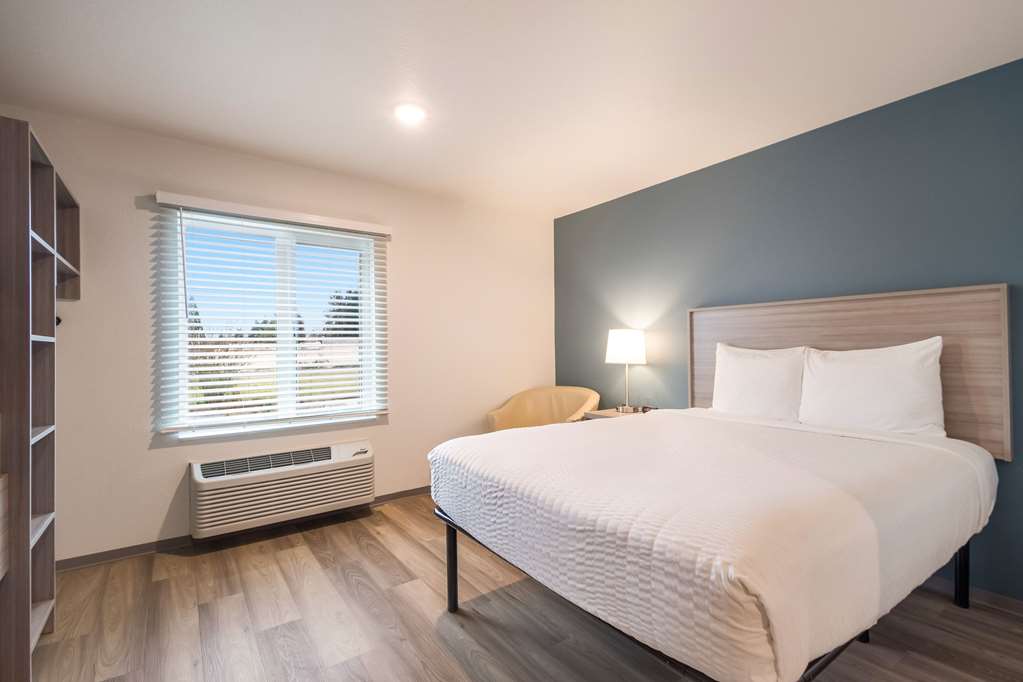 WoodSpring Suites Portland Vancouver - photo 29