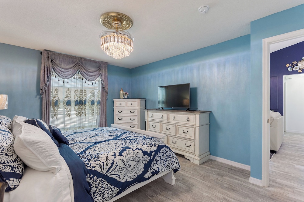 Breathe Easy at Solterra Resort by Shine Villas condo - photo 164