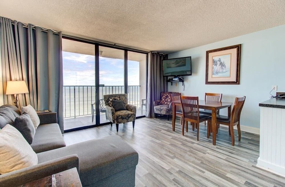 0809 Carolina Shores By Atlantic Towers — Carolina Beach