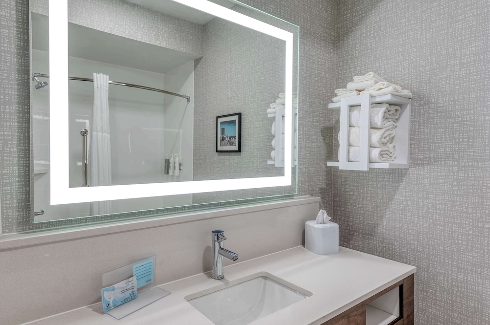 Hampton Inn New Philadelphia - photo 21
