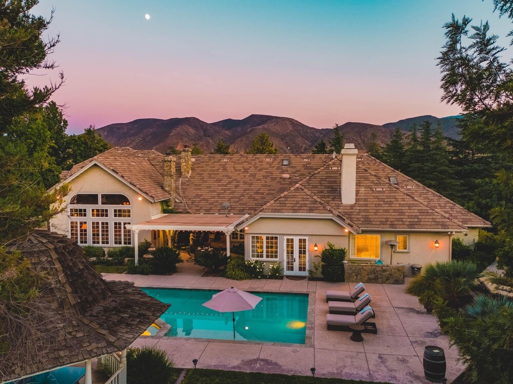 La Barrique by AvantStay Sleeps 22 14 Acre Estate Secluded in Wine Country - photo 42