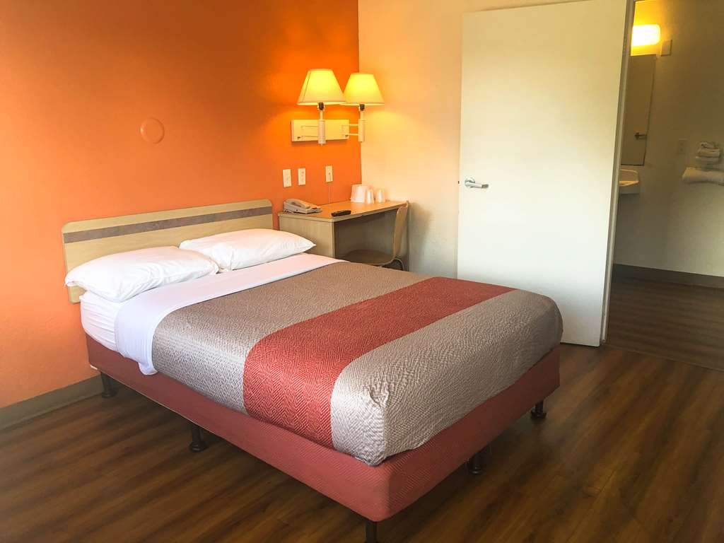 Motel 6 Jacksonville FL Orange Park - photo 19