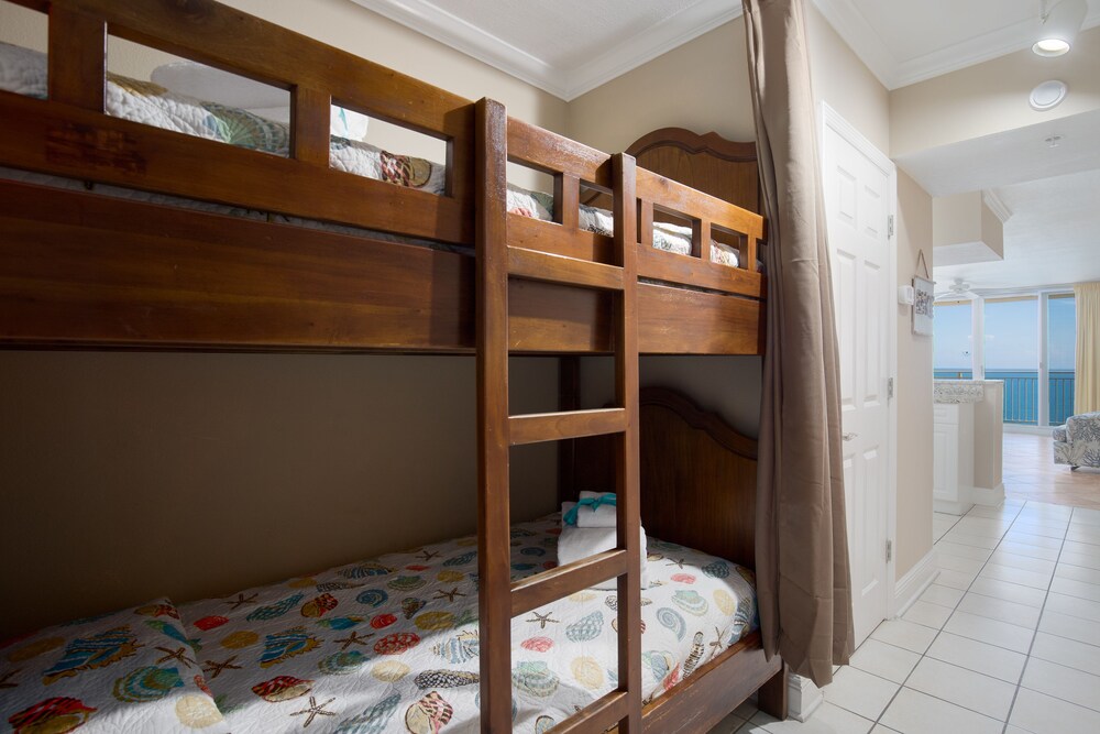 Emerald Beach Resort 1430 Two Bedroom Condo - photo 5