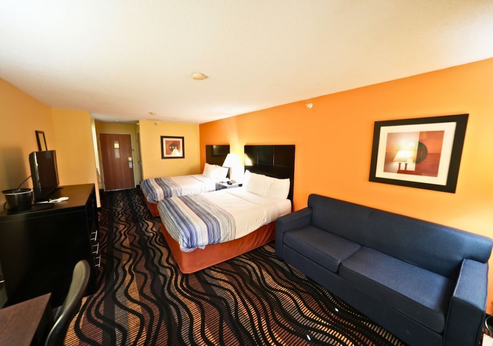 Rock Island Inn & Suites Streator IL - photo 32
