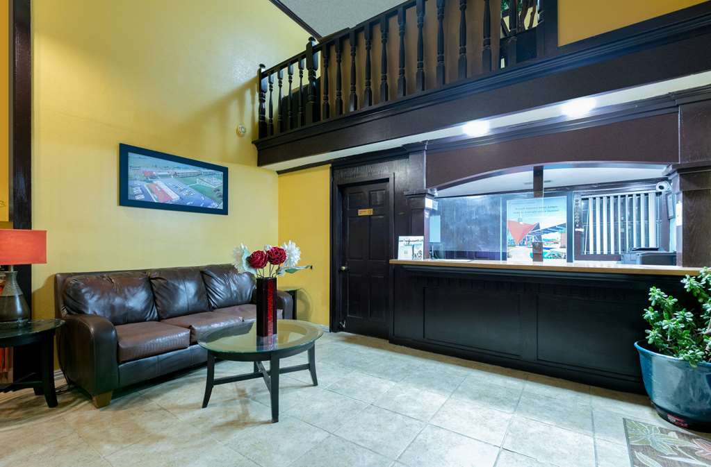 Howard Johnson by Wyndham San Marcos - photo 9