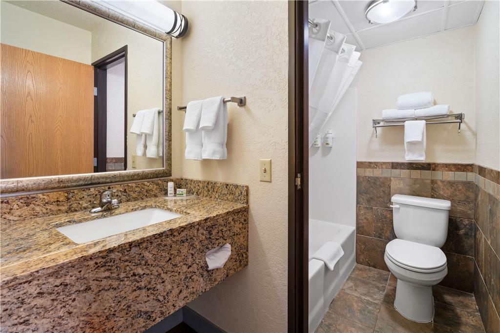 AmericInn by Wyndham Dickinson - photo 30