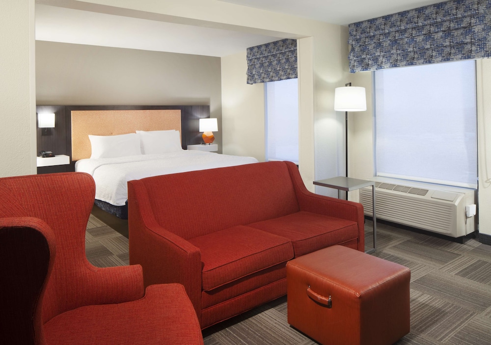 Hampton Inn Charleston Southridge - photo 19