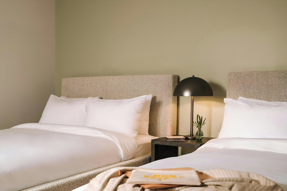 La Ensenada Hotel Laguna Beach Sonder by Marriott Bonvoy - photo 13