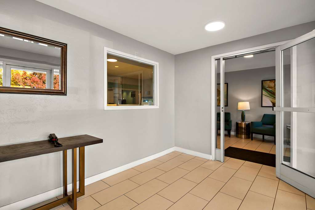 MainStay Suites Salt Lake City Fort Union - photo 5