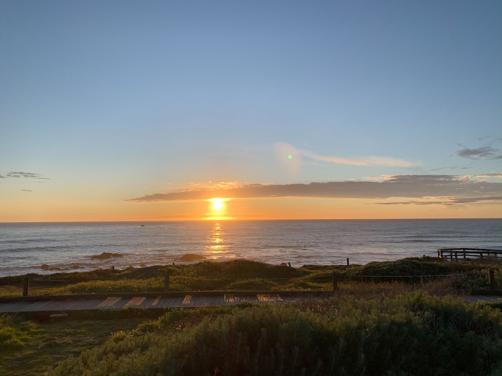 Sea Otter Inn - photo 46