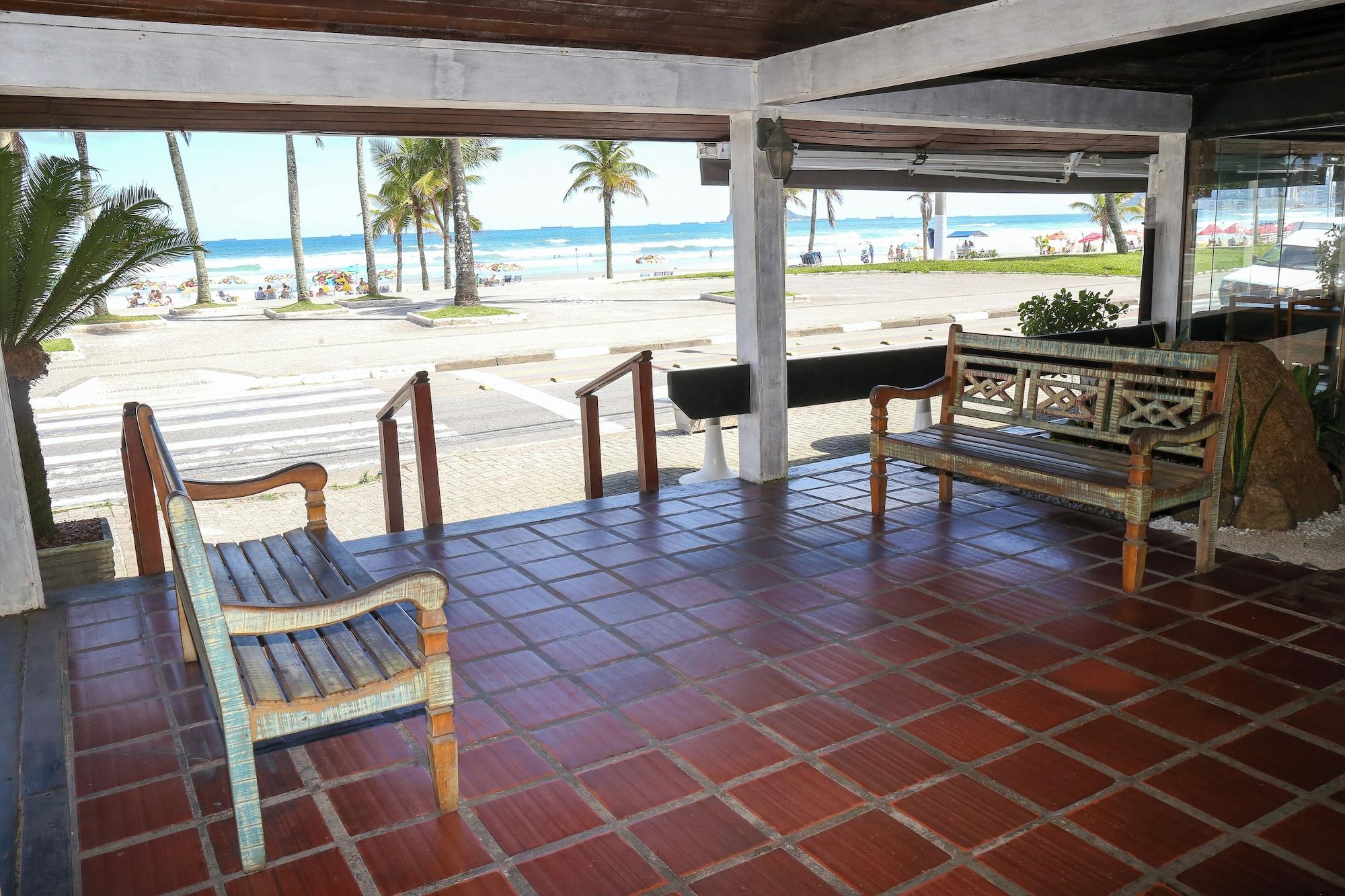 Delphin Hotel — hotel in Guaruja