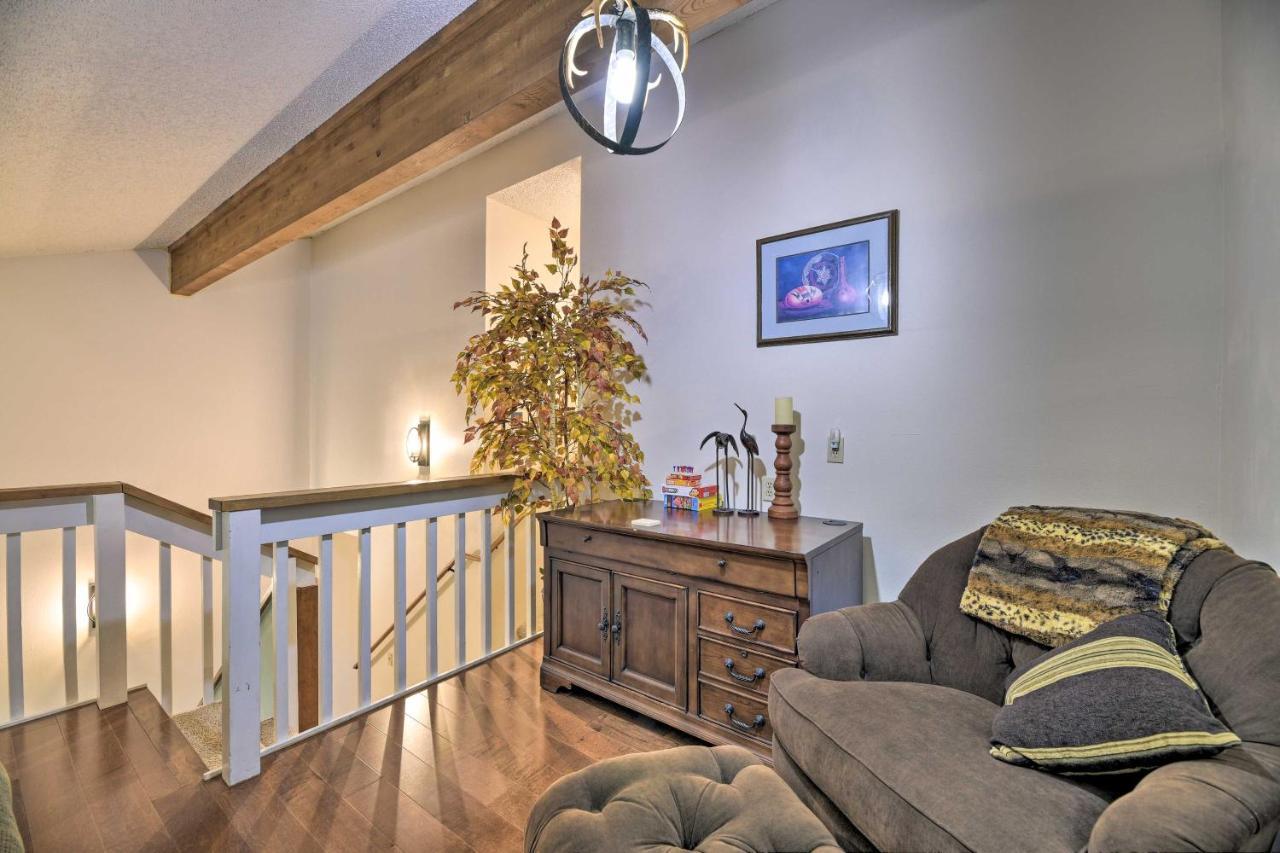 Pagosa Springs Townhome with Mountain Views in Pagosa Springs, United States